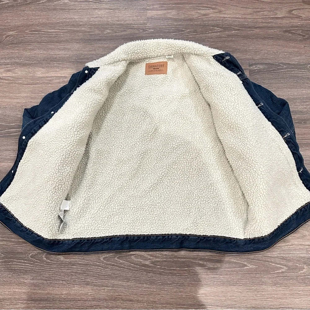 NWT Levi’s Men’s Sherpa Trucker Jacket in Color Television Blue sz L